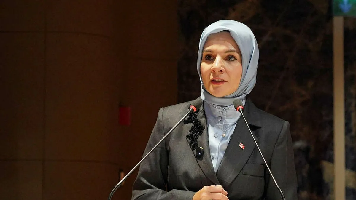 Bakan Göktaş’ın bulunduğu araç Ankara’da kaza yaptı: Yara almadan atlattı