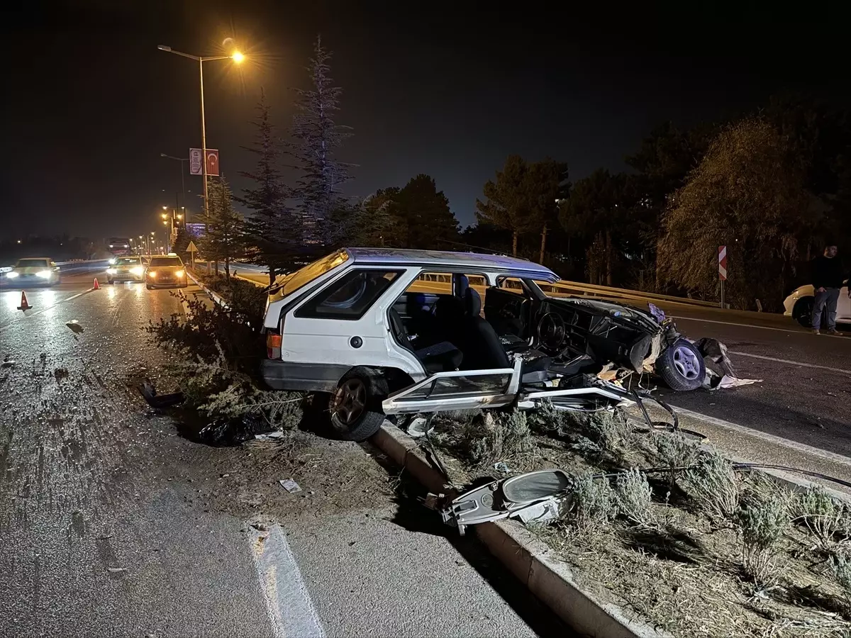 Karaman’da Trafik Kazası: 4 Yaralı